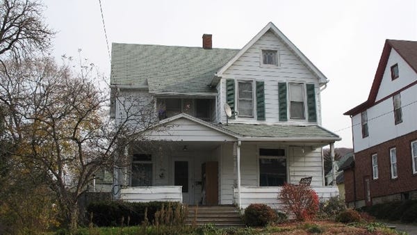 
31 Tremont Ave., City of Binghamton, recently sold for $122,907.
