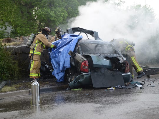 Battle Creek man, 27, dies in single car crash