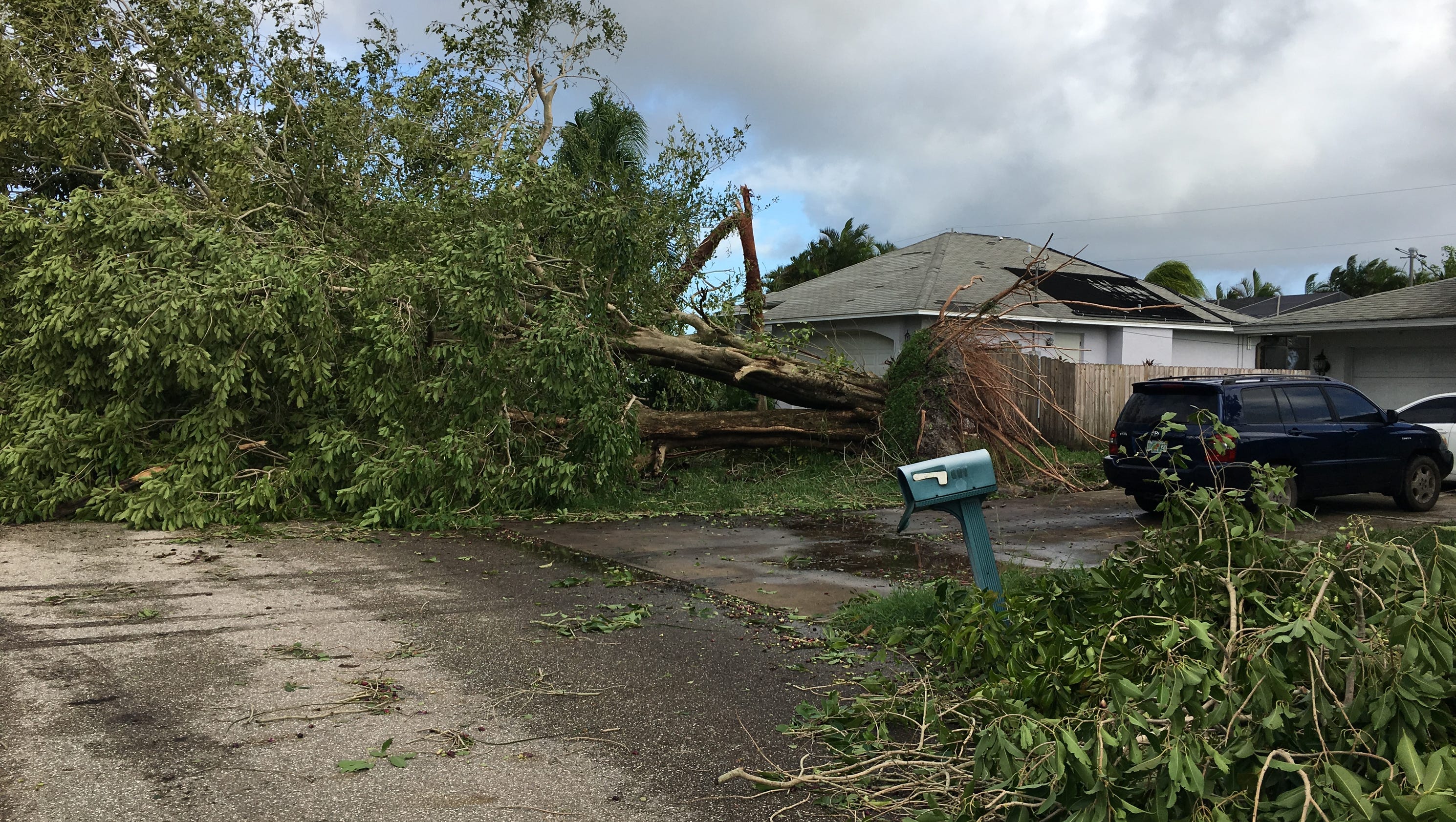 Hurricane Irma Cape Coral sees minor damage, flooding on Burnt Store Road