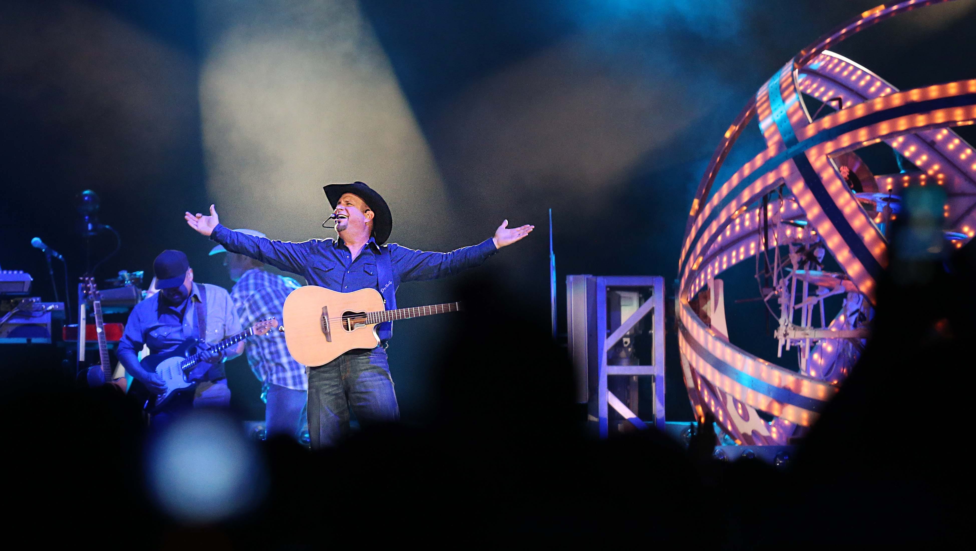 Pinnacle Bank Arena Seating Chart Garth Brooks