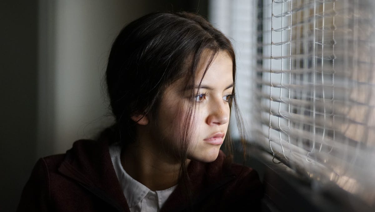 Transformers Star Isabela Moner Converts To Dark In Sicario Sequel