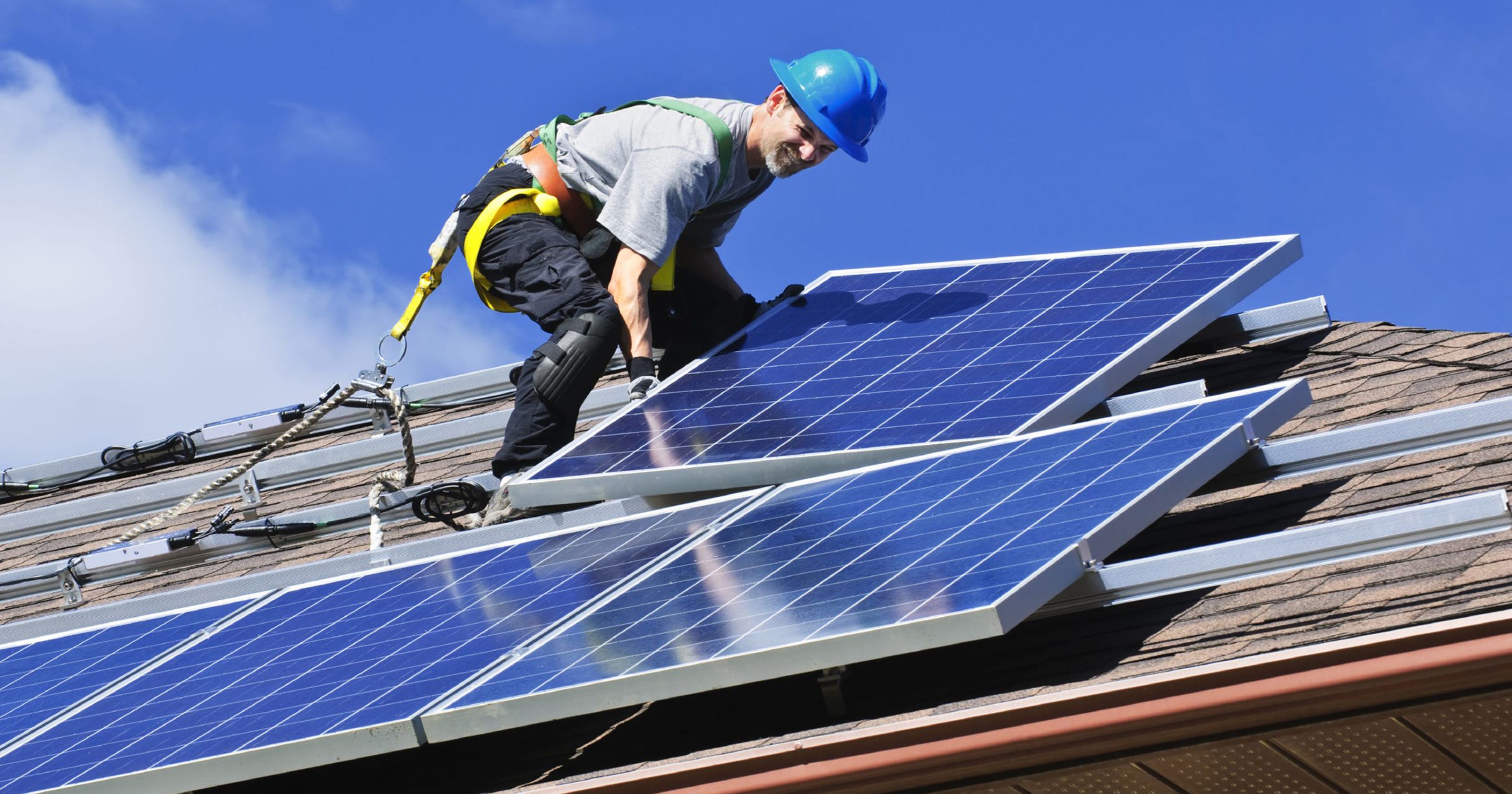 Resultado de imagem para solar installation