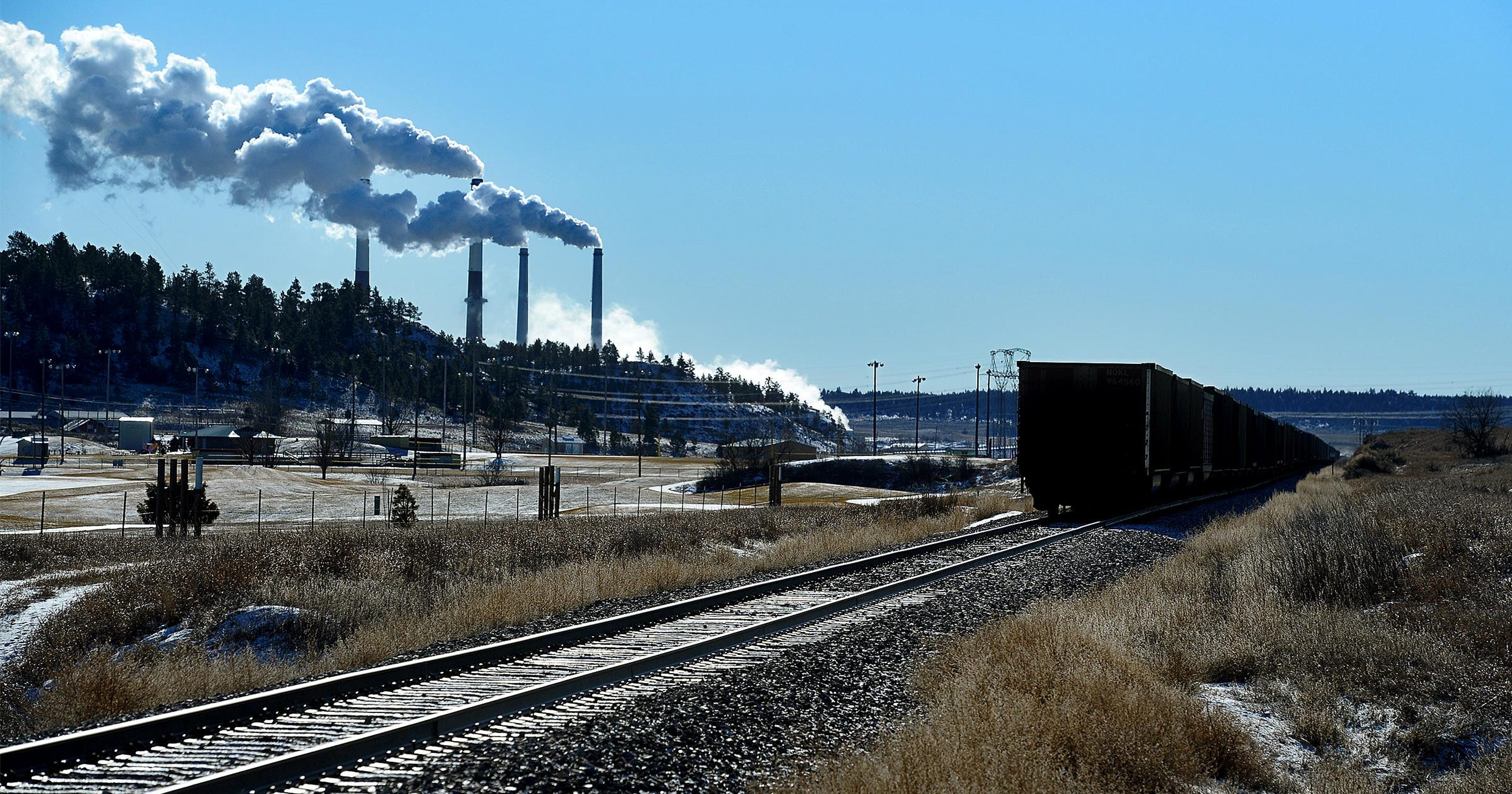 Operator: 2 units of Colstrip plant in Montana to close this year