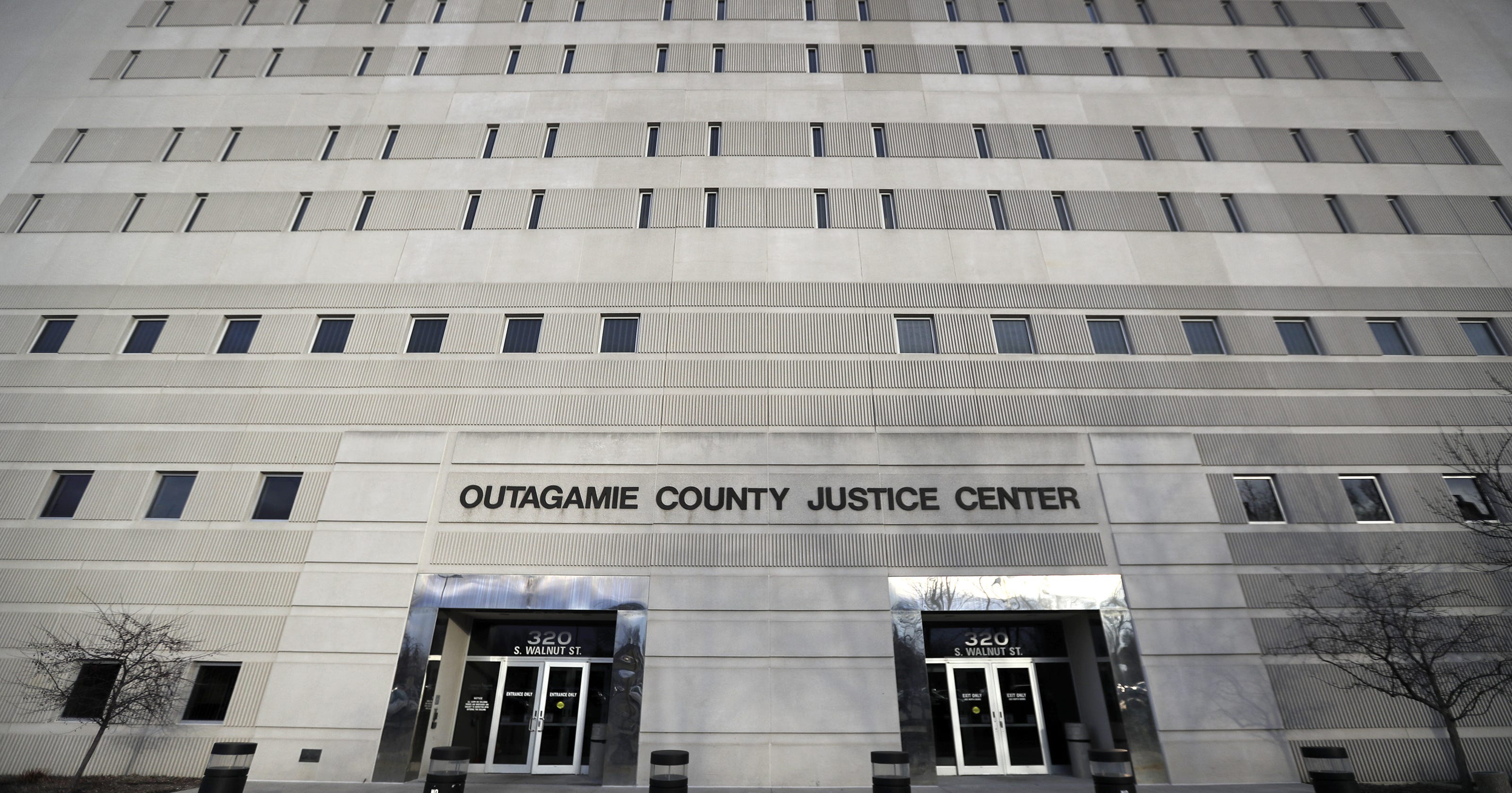 Outagamie County Jail inmate dies by suicide