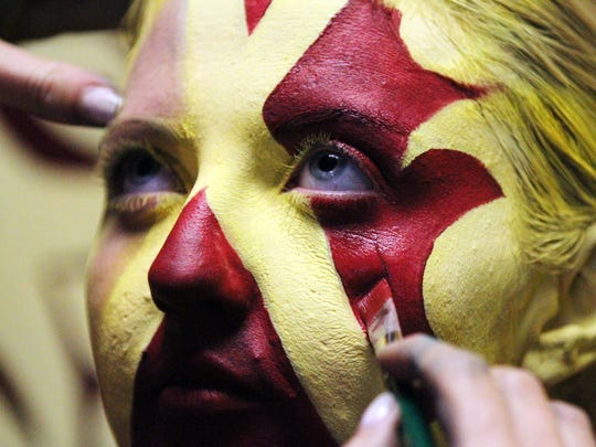 Naked Ambition Local Body Painter S Work Takes Off