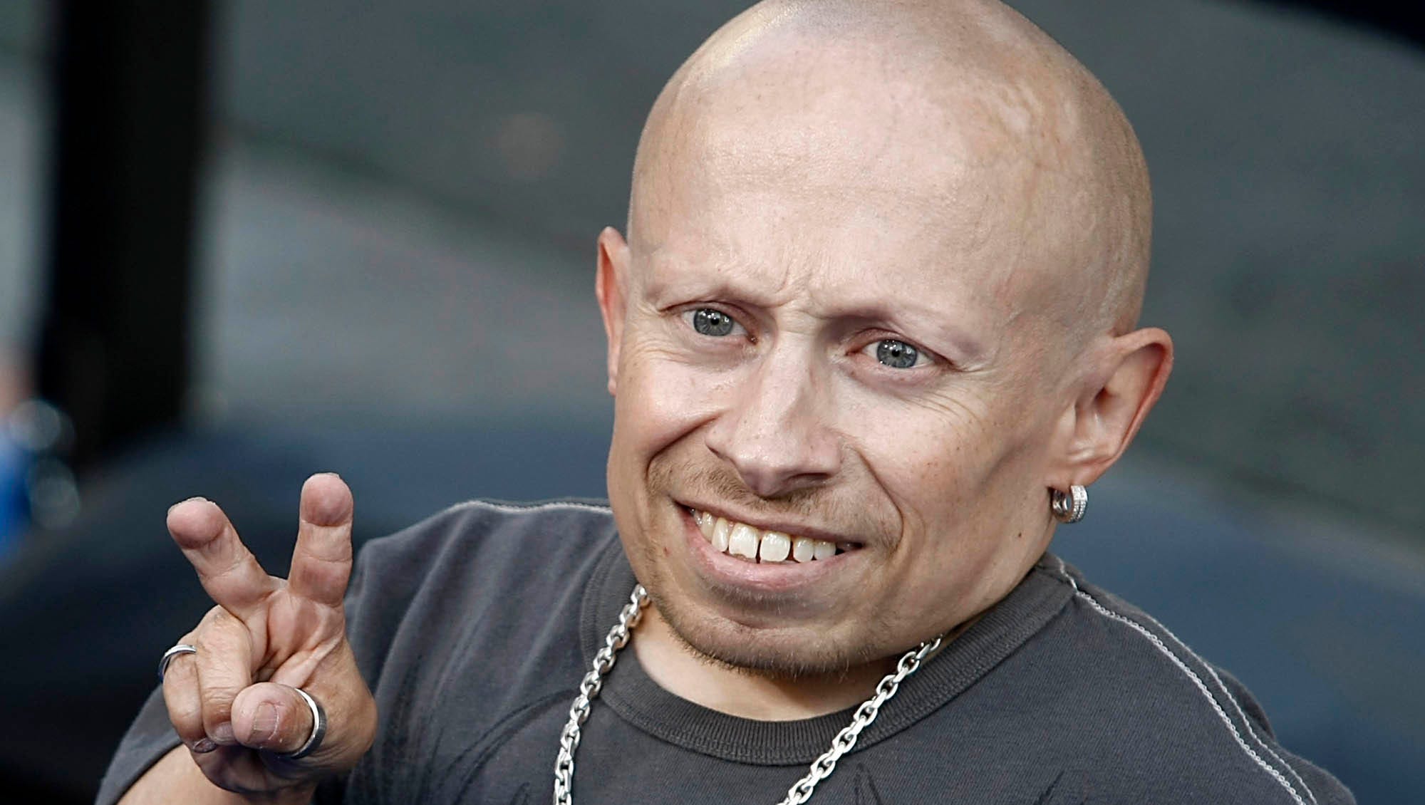 Mike Myers Other Stars React To Verne Troyer S Death