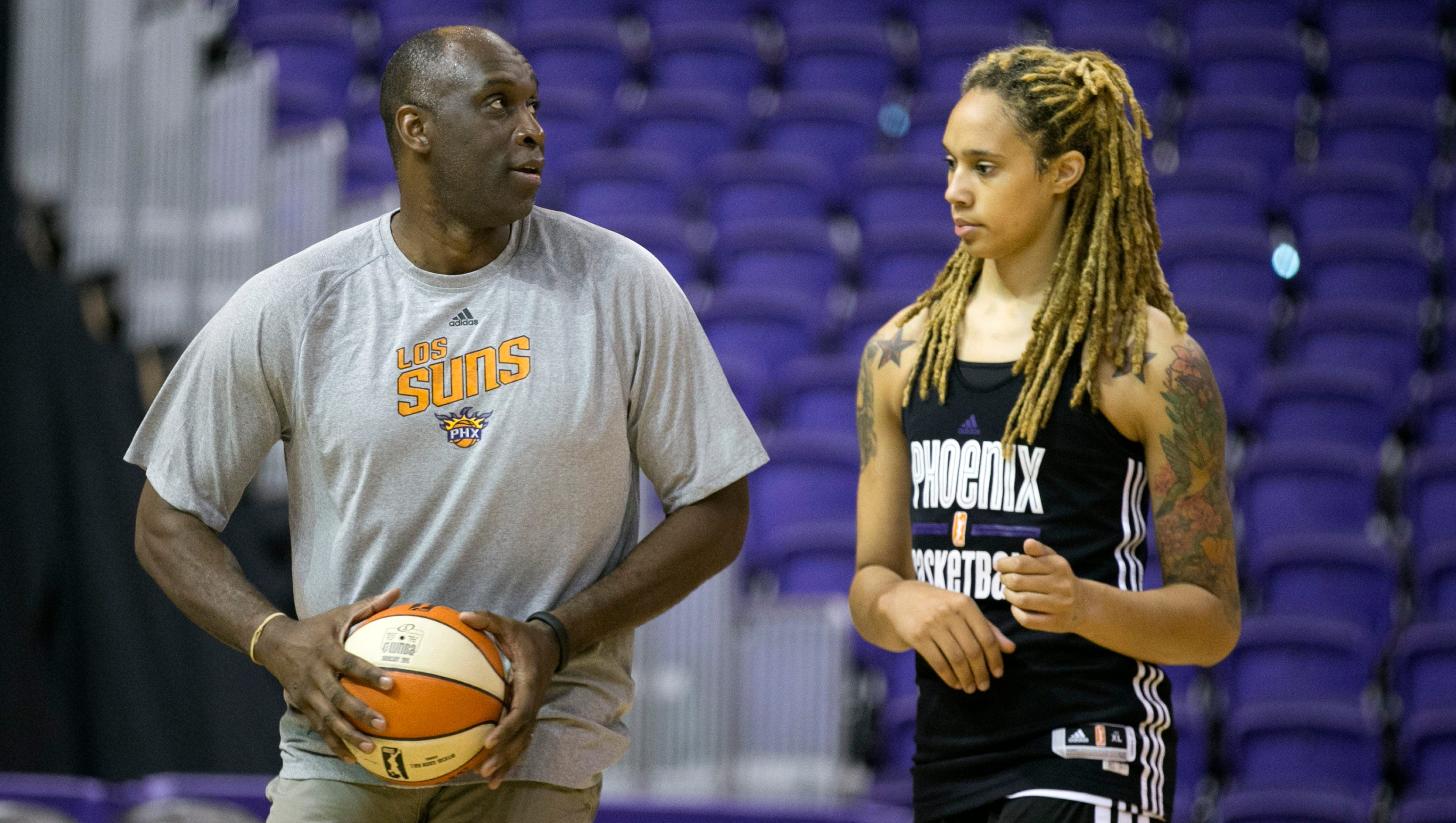 Brittney Griner gets training with former NBA big man Mark West