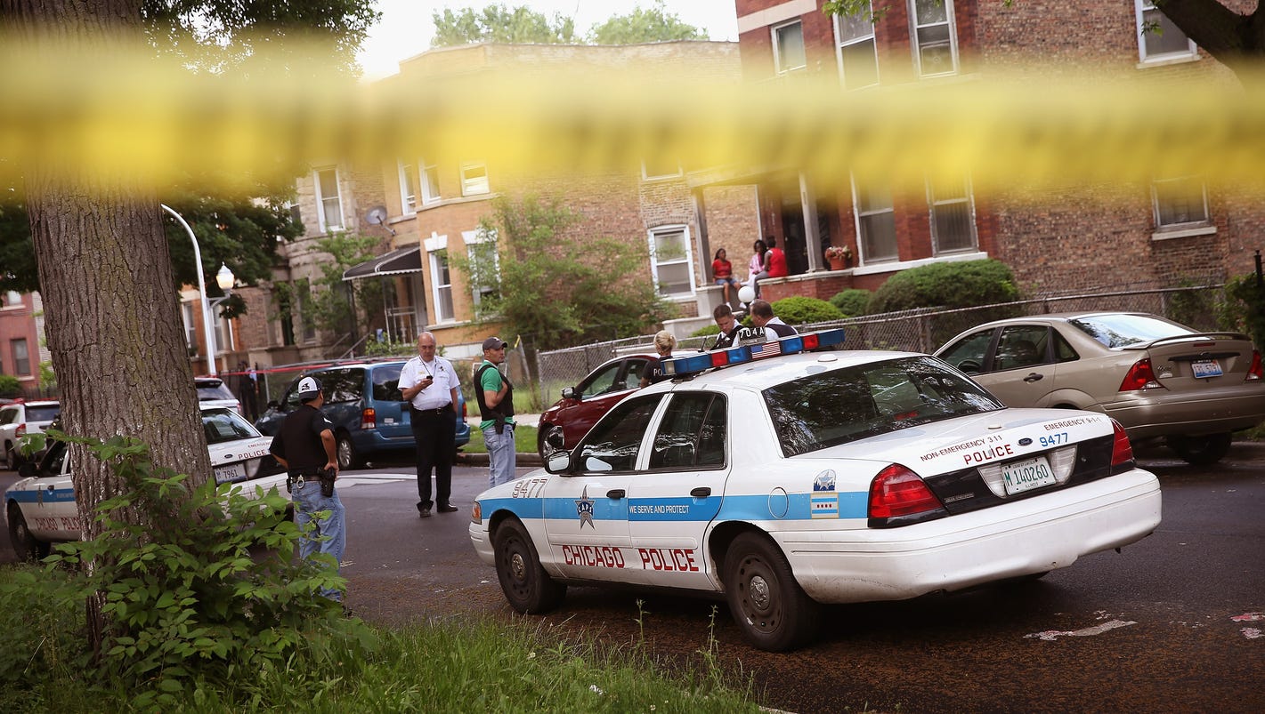 Police: Customer kills man robbing store with paintball gun