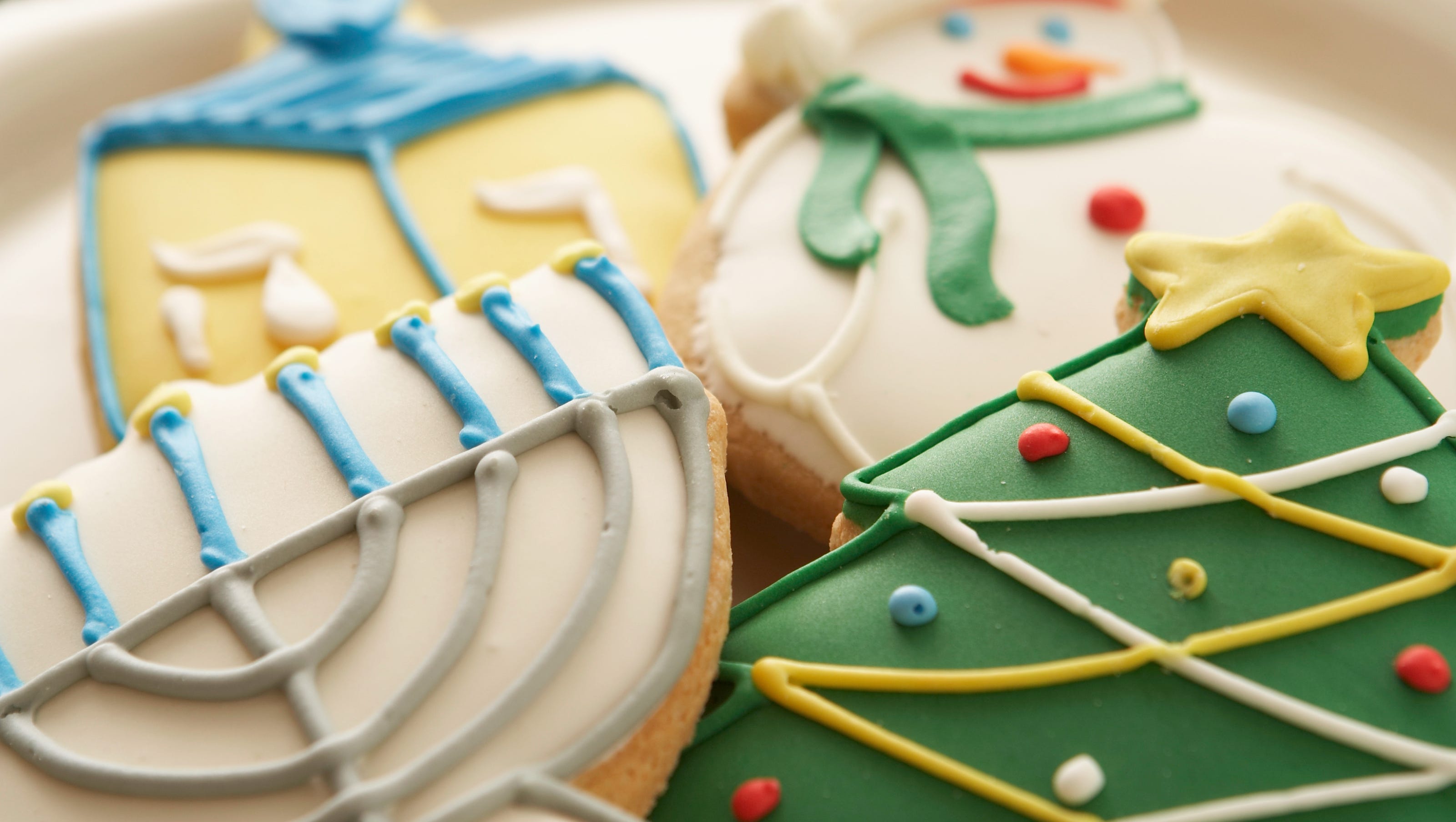 Hanukkah Overlaps With Christmas This Year But Why All The Moving Around