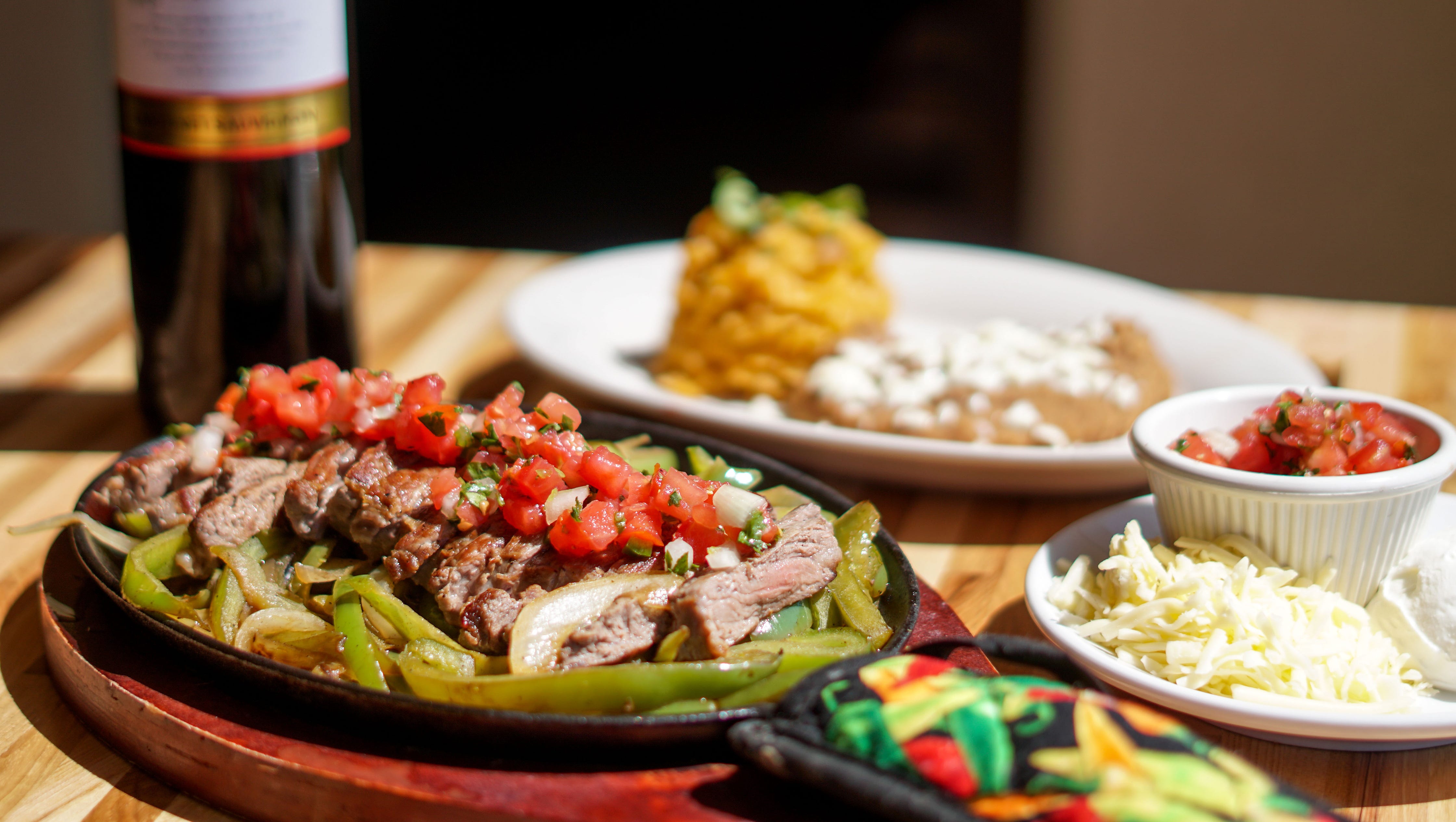 Where to eat cheap Summer dining specials at Naples restaurants