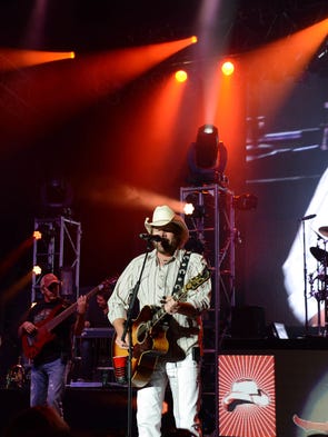 Toby Keith plays to a packed grandstand crowd at the