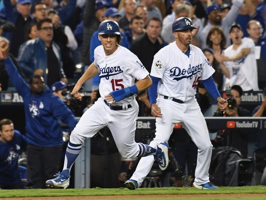Game 6 at Dodger Stadium: Austin Barnes rounds third