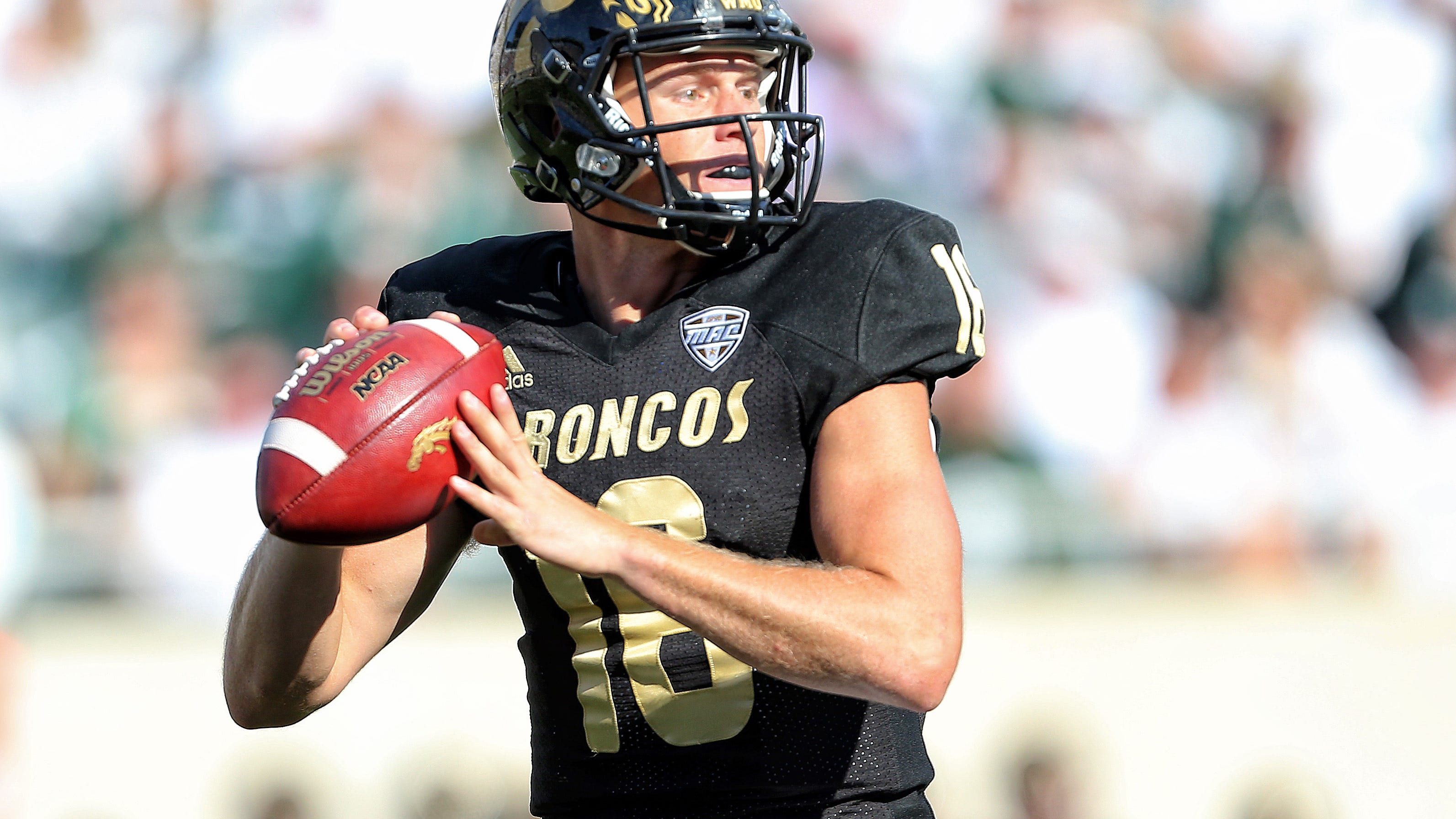 Western Michigan Beat Buffalo 71 68 In 7 Overtime Game