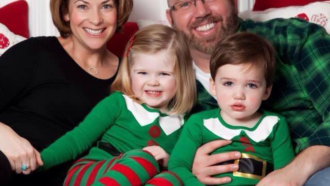 Community rallies around family after death of Lansing Catholic teacher - Lansing State Journal