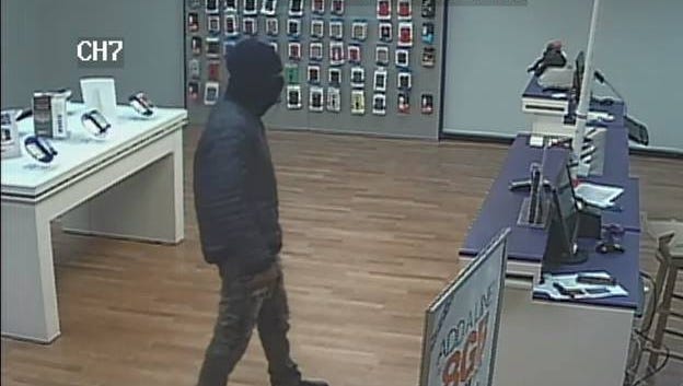 Evansville police have released photos of the suspect in a Metro PCS robbery on Monday night.
