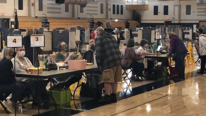 As of Wednesday, more than 2,000 Franklin voters had cast early in-person ballots at polls set up at Franklin High School. Early in-person voting continues through Oct. 30.