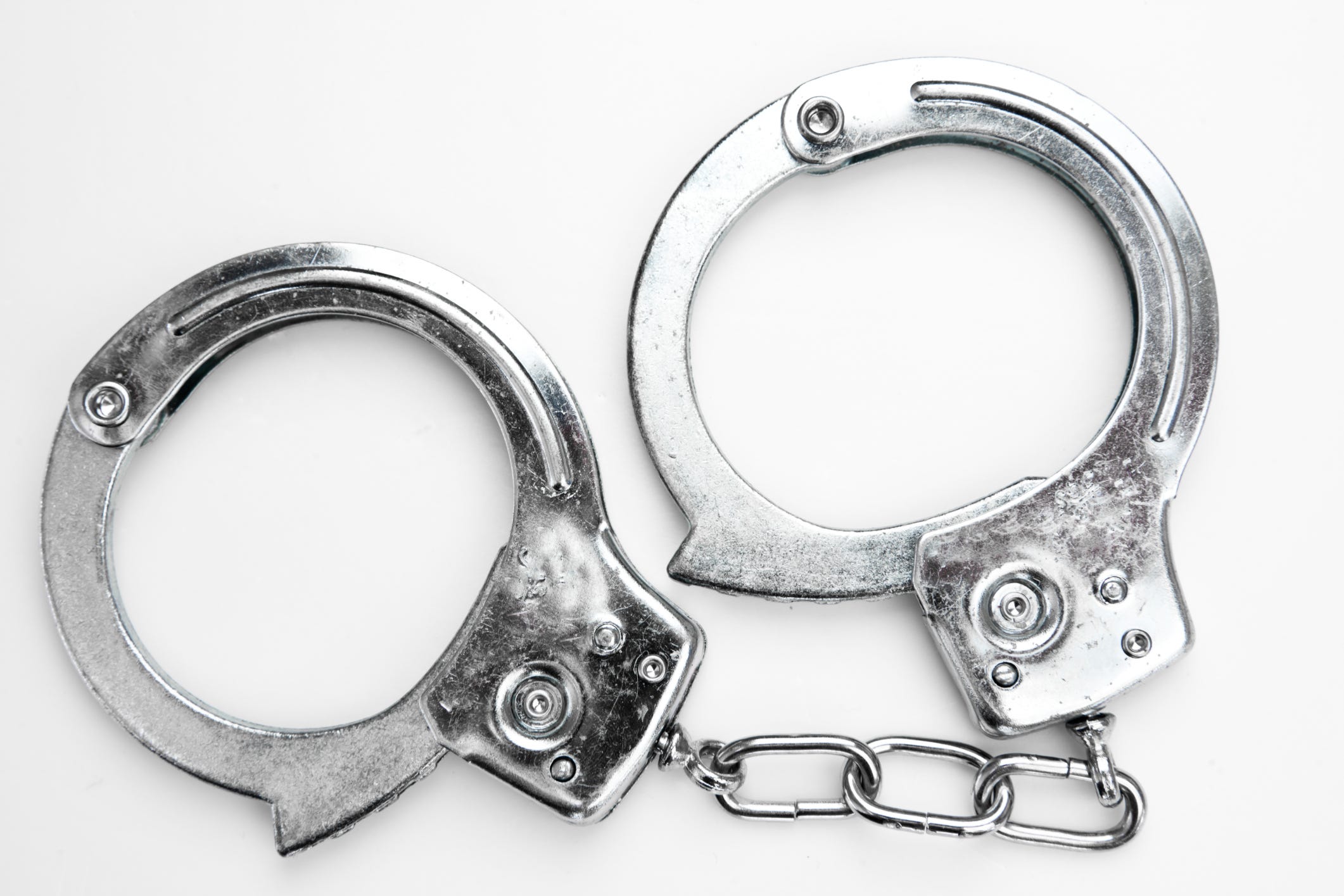 Наручники металлические PipeDream Official Handcuffs, серебристые 3805-00 PD - PipeDream - Наручники - Купить