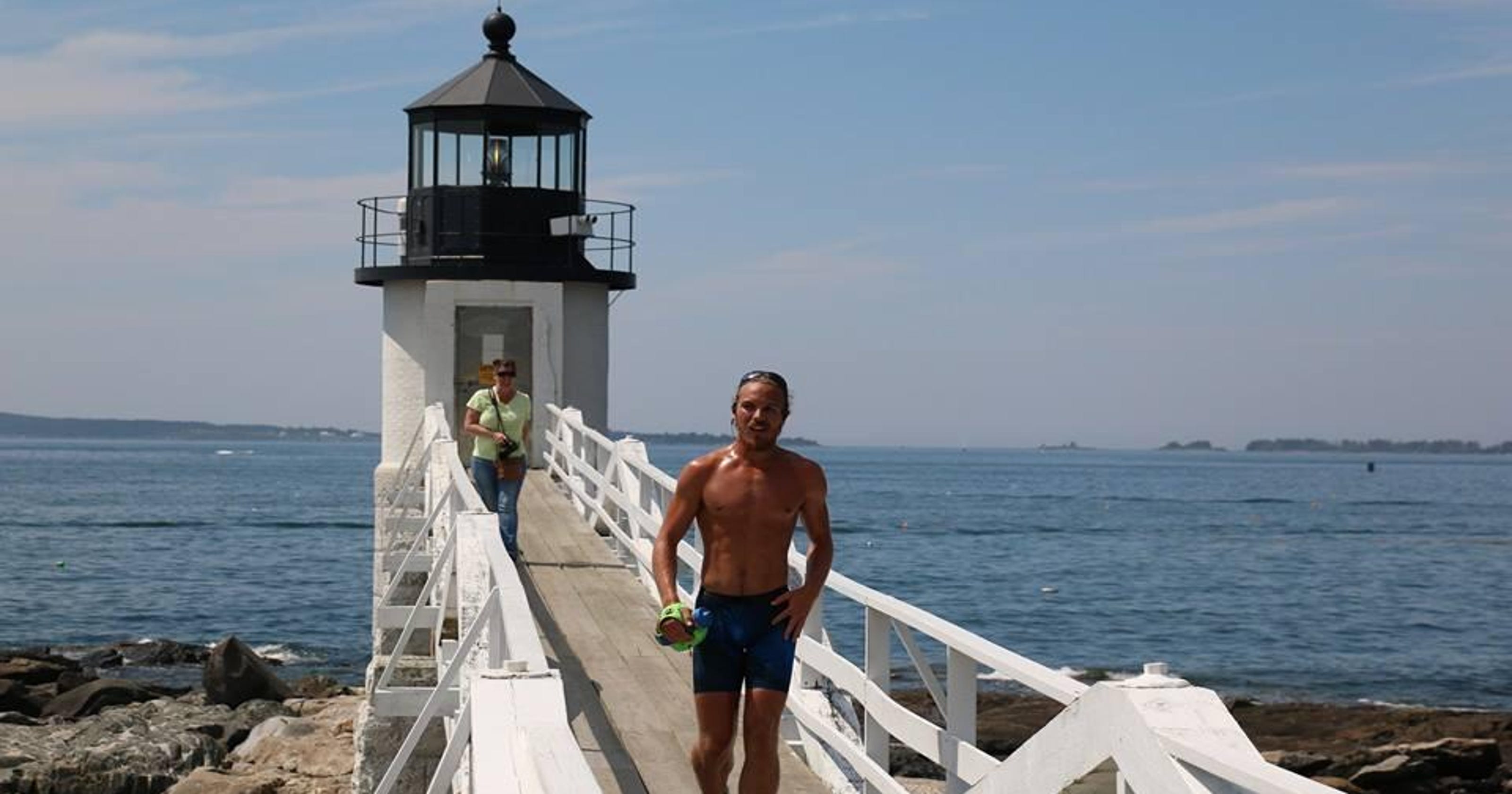 He made it! Real-life Forrest Gump finishes run across America