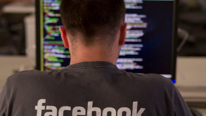 Deepfakes How To Know If That Video On Facebook Or Youtube Is Real Deepfakes How To Know If That Video On Facebook Or Youtube Is Real