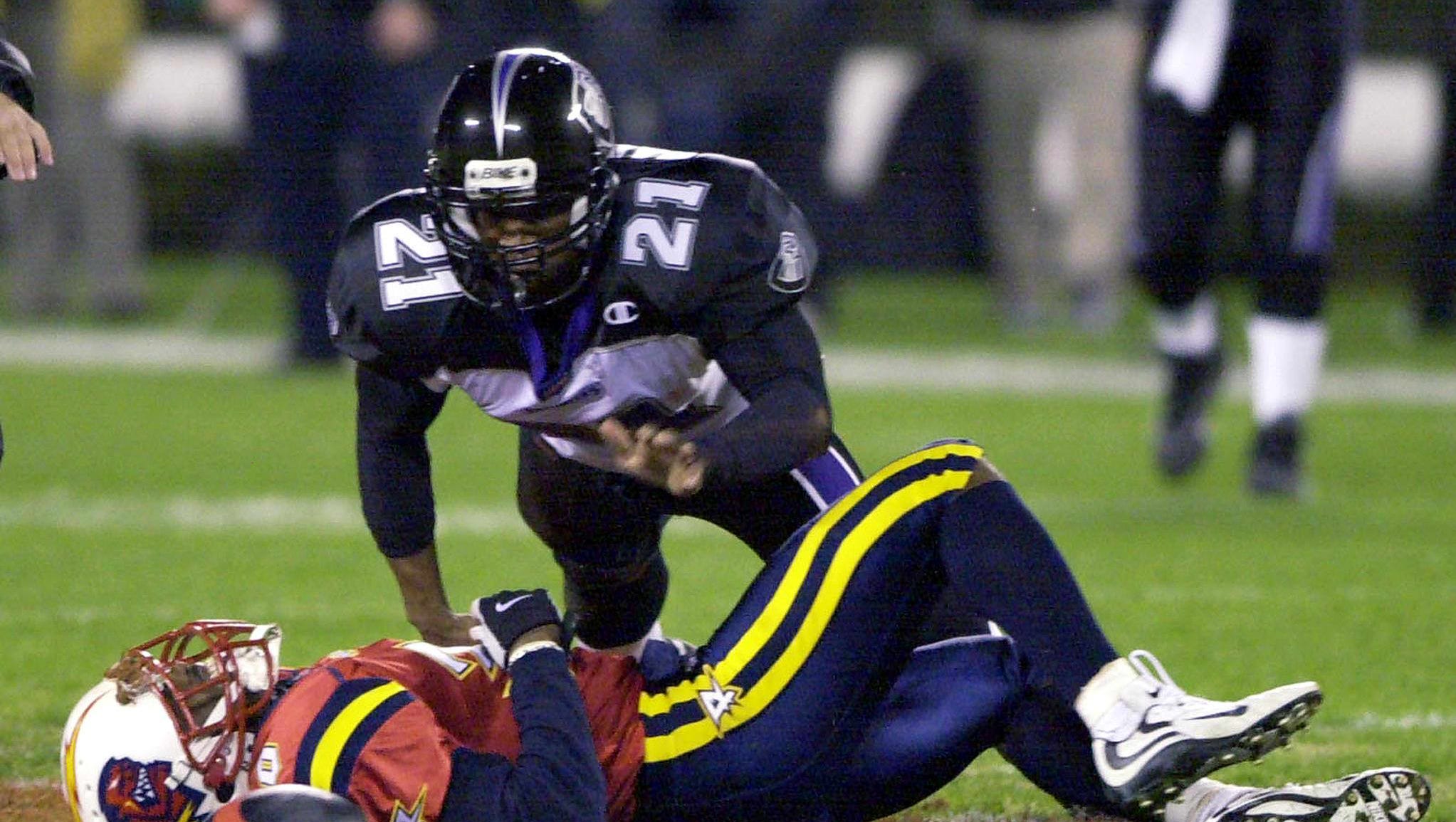 Return Of Xfl Mcmahon S Football League Is Back First Xfl Game Ever