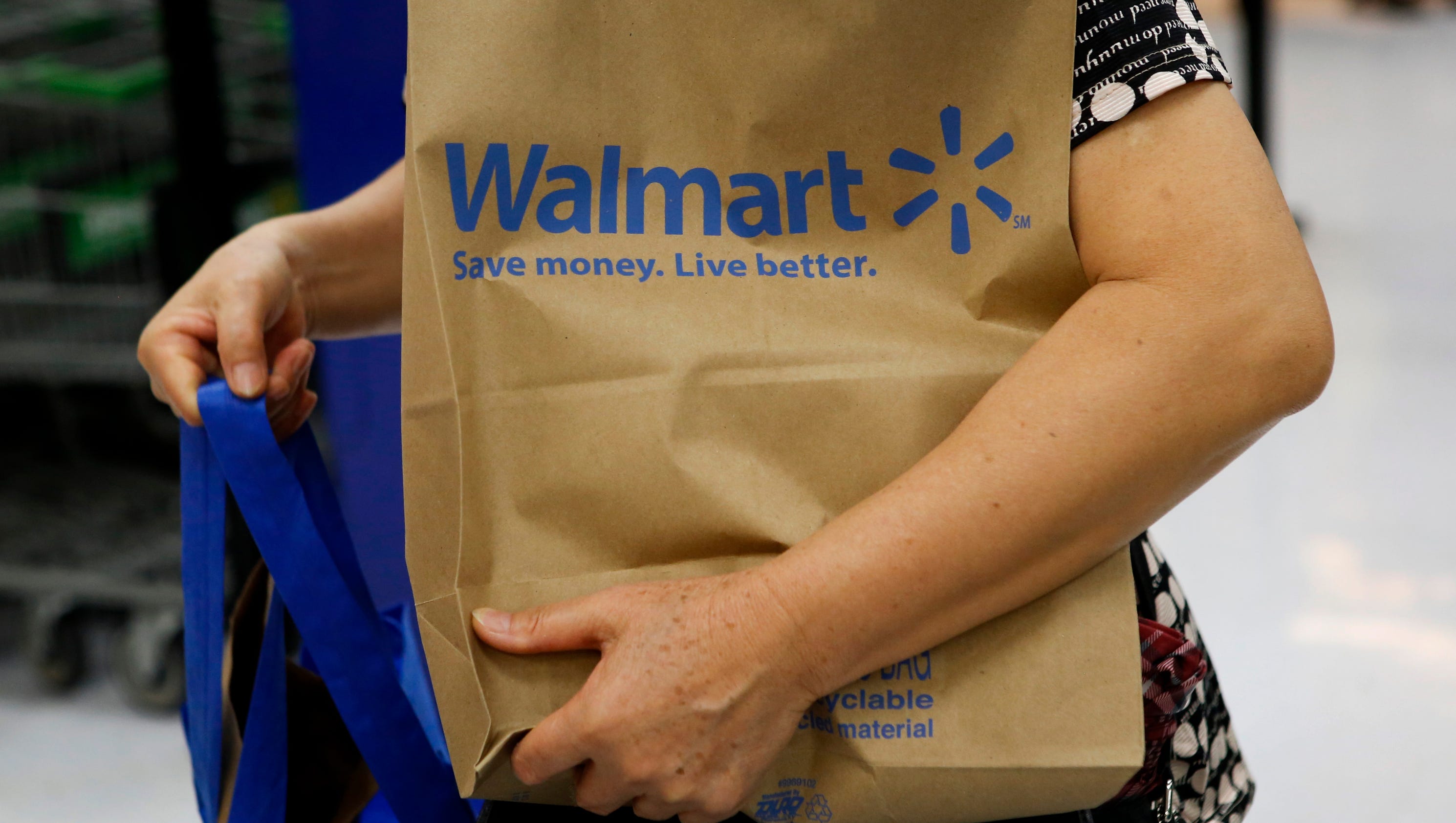 Walmart pushes stricter animal welfare policy