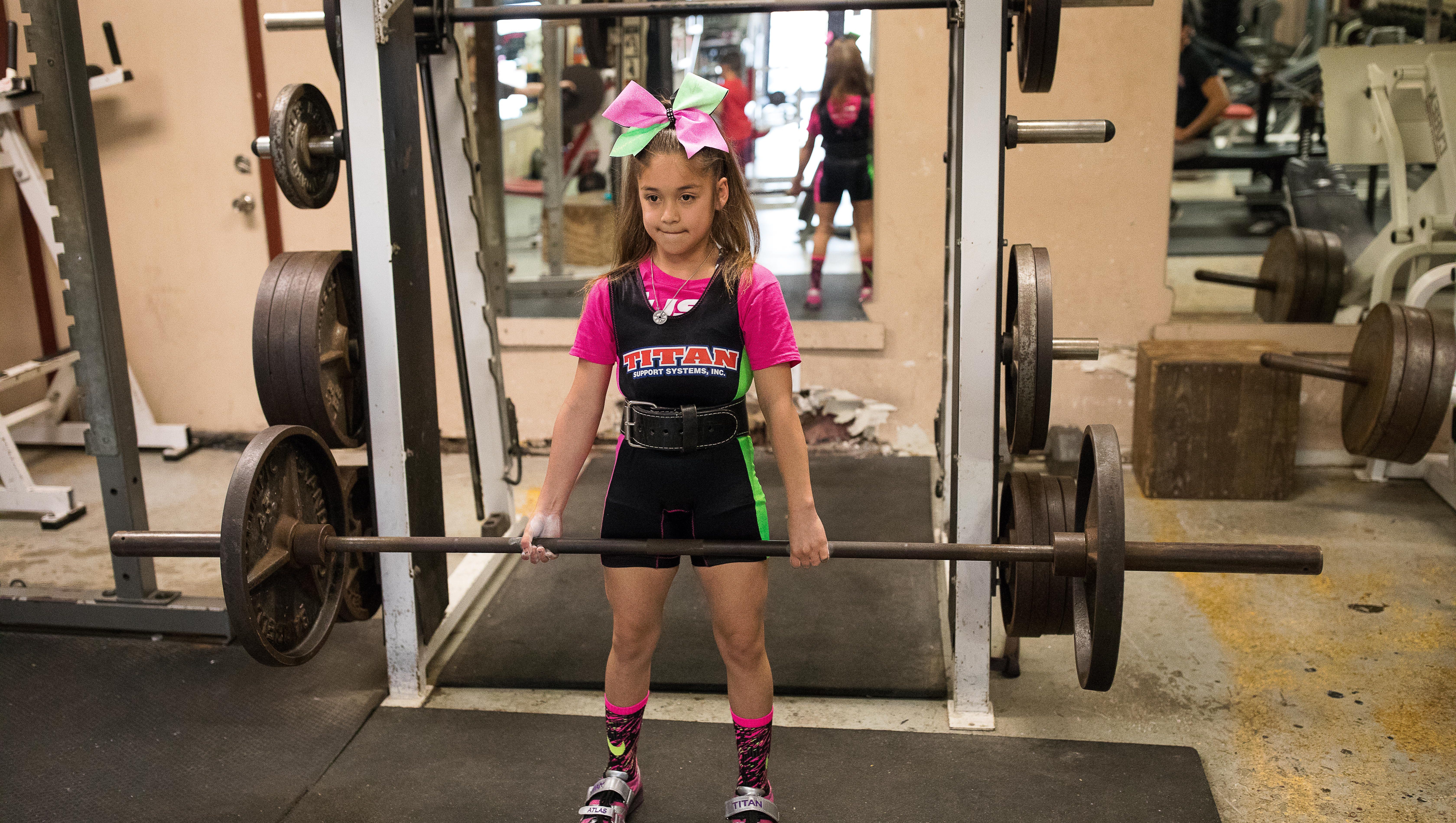 Tuloso Midway Fourth Grader Breaking Powerlifting Records