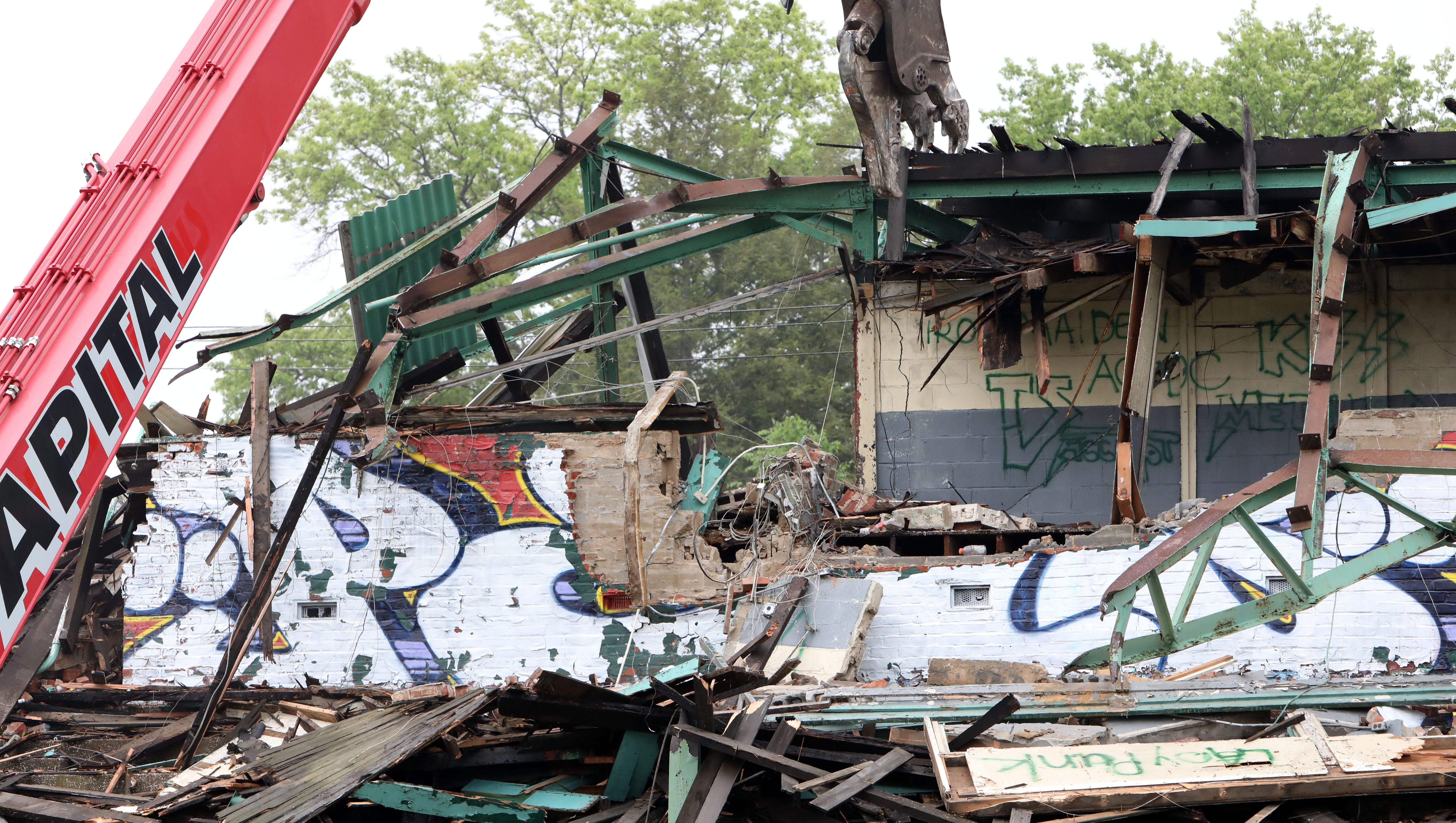 Mount Vernon Is Demolishing Memorial Field Grandstand