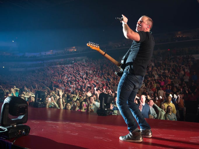 Chris Tomlin performs Tuesday, March 31, 2015, at Wells