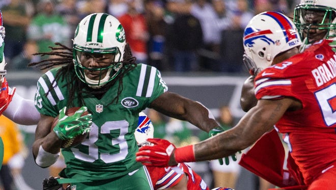New York Jets running back Chris Ivory (33) will likely go over 1,000-yard mark for the first time in his career on Sunday. But his yardage output has faded in the latter half of the season.
