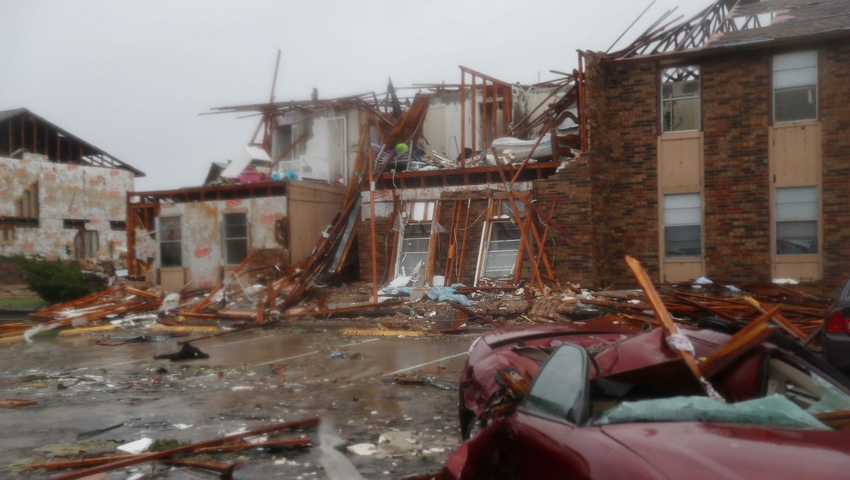 Two Dead At Least 30 Unaccounted For As Harvey Slams Texas