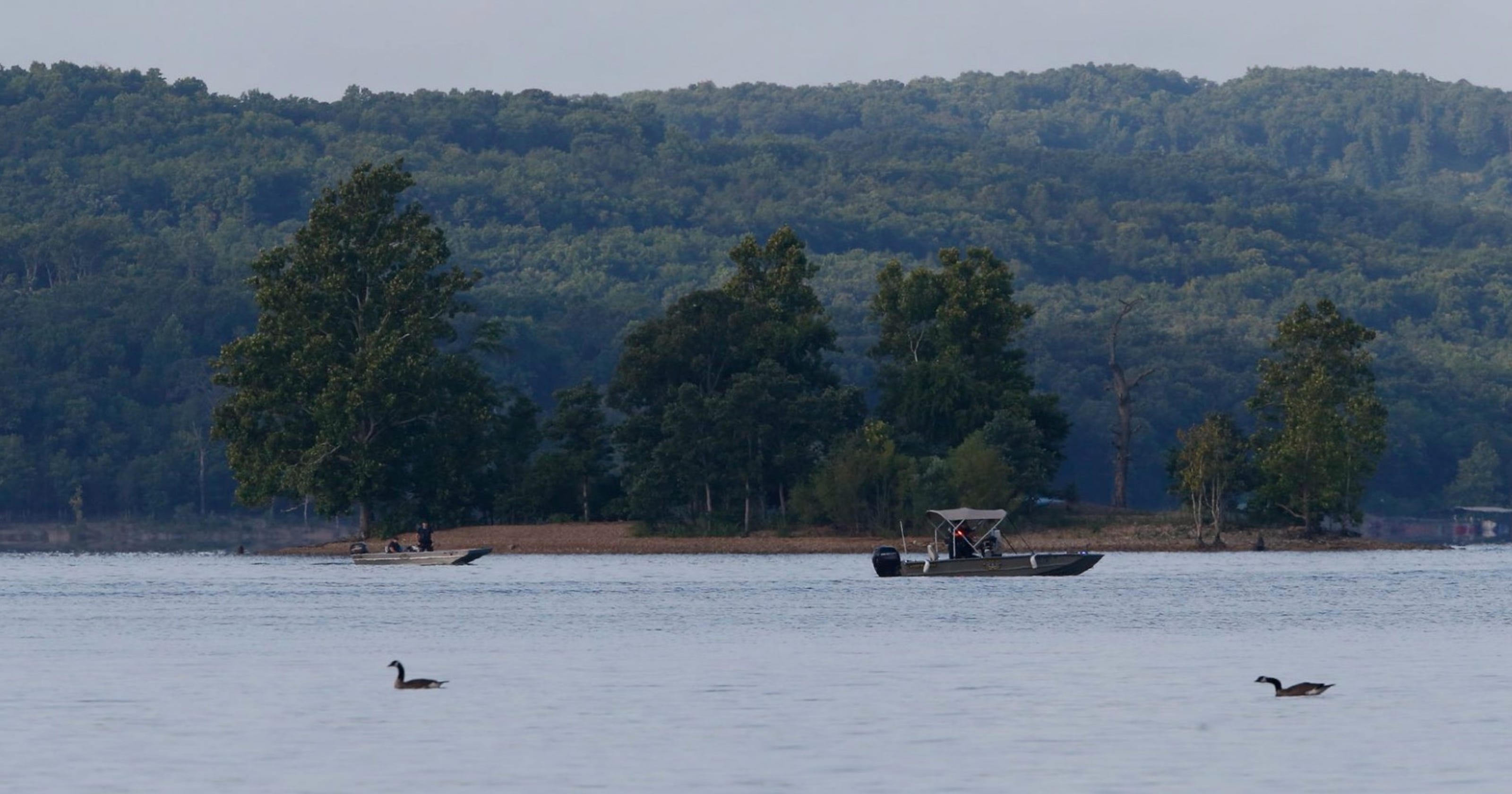 Branson Duck Boat Accident Area Warned Of Storms 8 Hours In