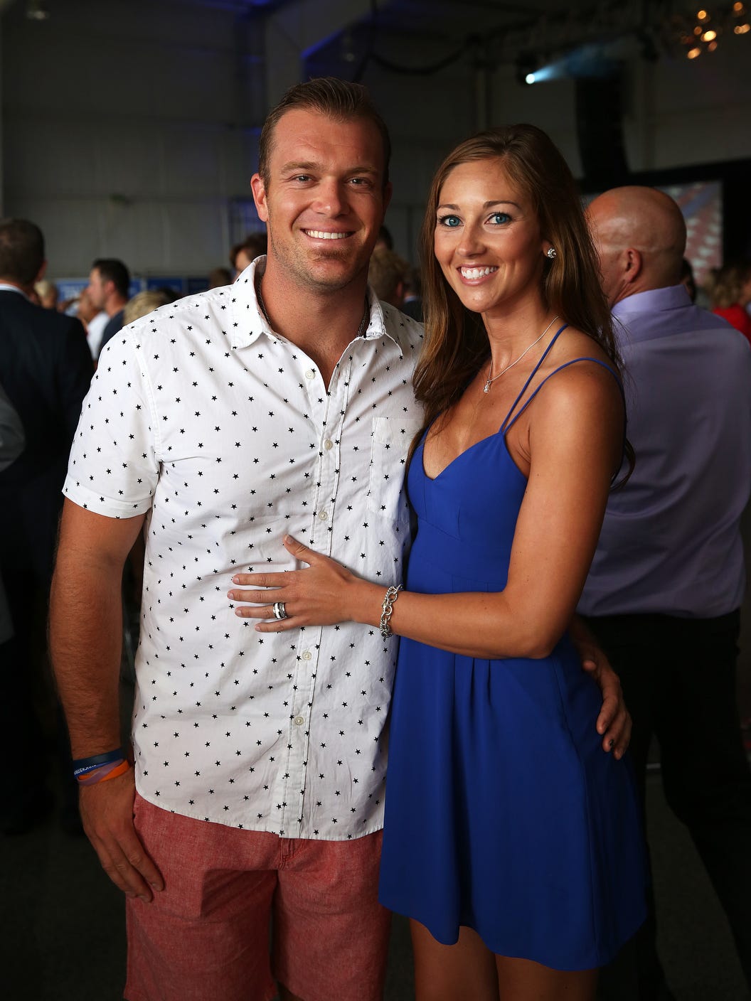 ex-colt-matt-overton-marries-former-colts-cheerleader-nocoronajustlove