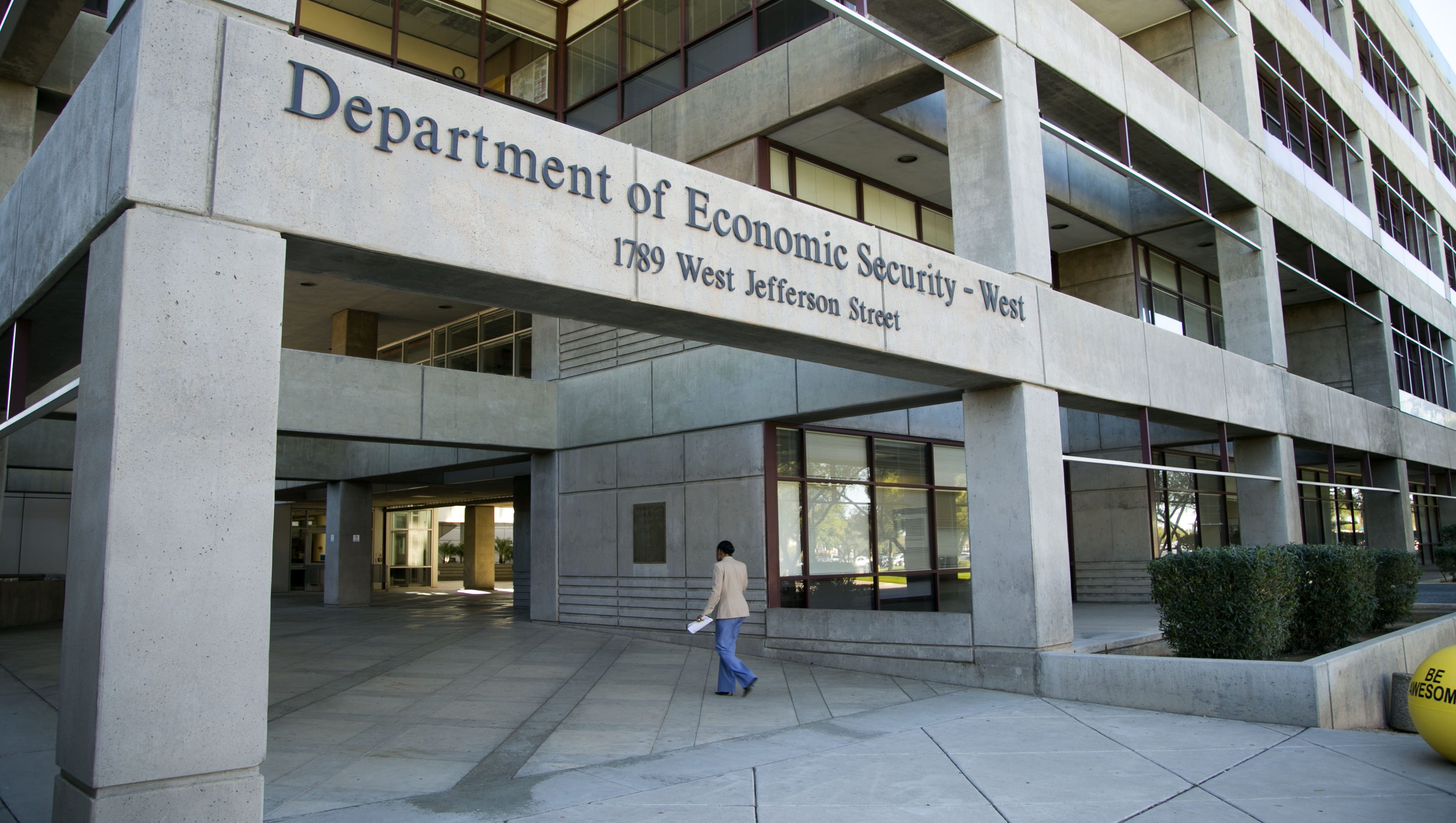 Arizona Unemployment: Applications Set New Record, Payments Delayed