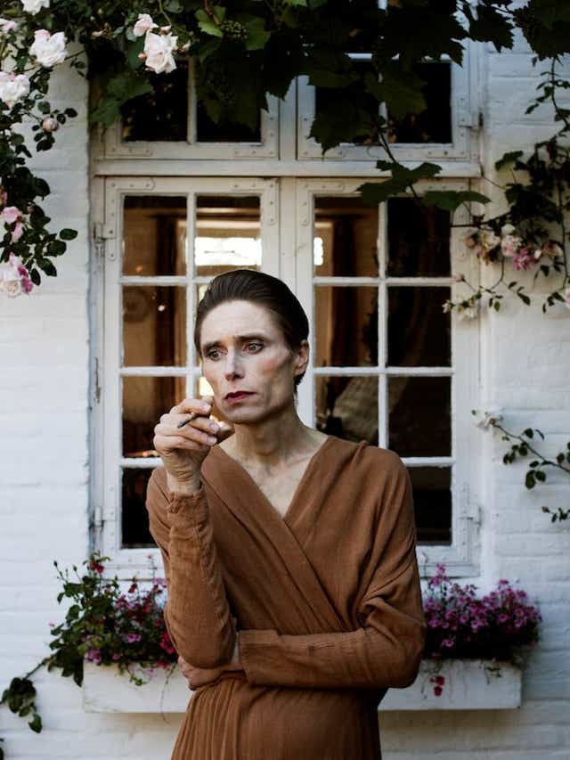 True Artist Madame Nielsen Will Read From The Endless Summer