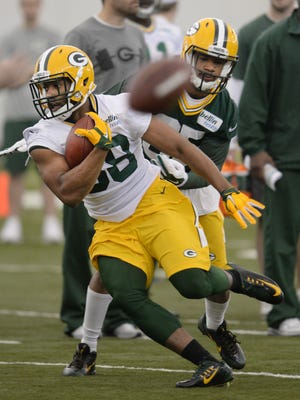 Green Bay Packers rookie John Crockett runs a drill during rookie orientation in the Don Hutson Center.