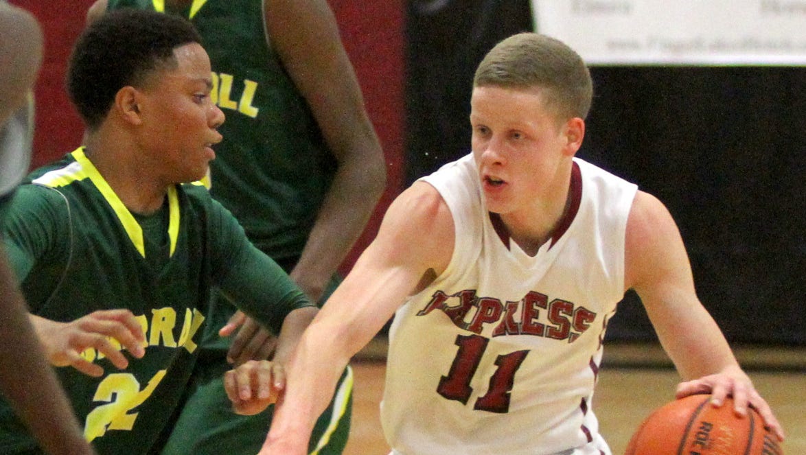 express-moffe-earns-spot-on-buffalo-basketball-team