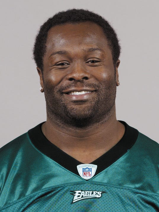 Exgirlfriend sues former NFL player Hugh Douglas