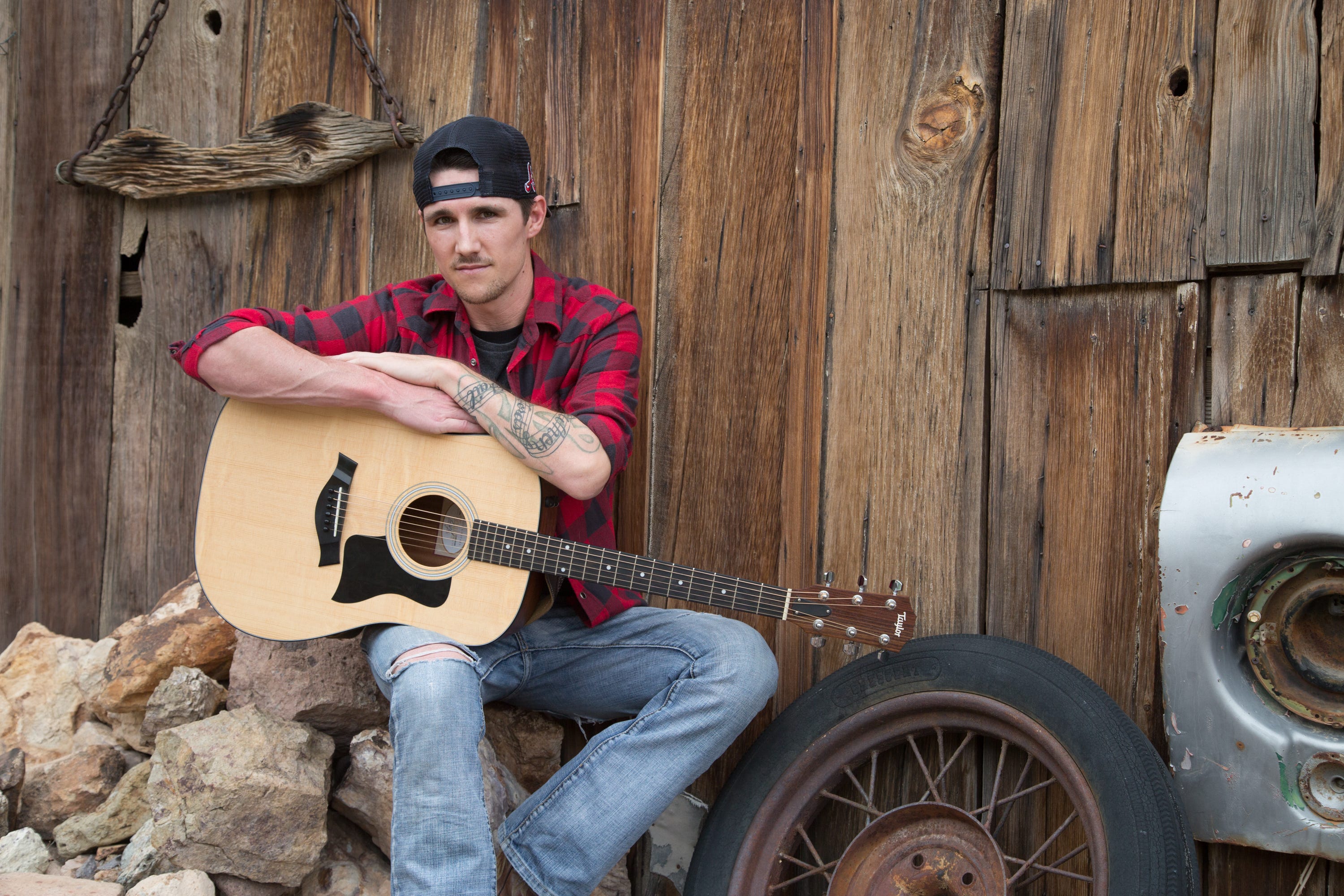 Amateur singer/songwriter Brennan photo