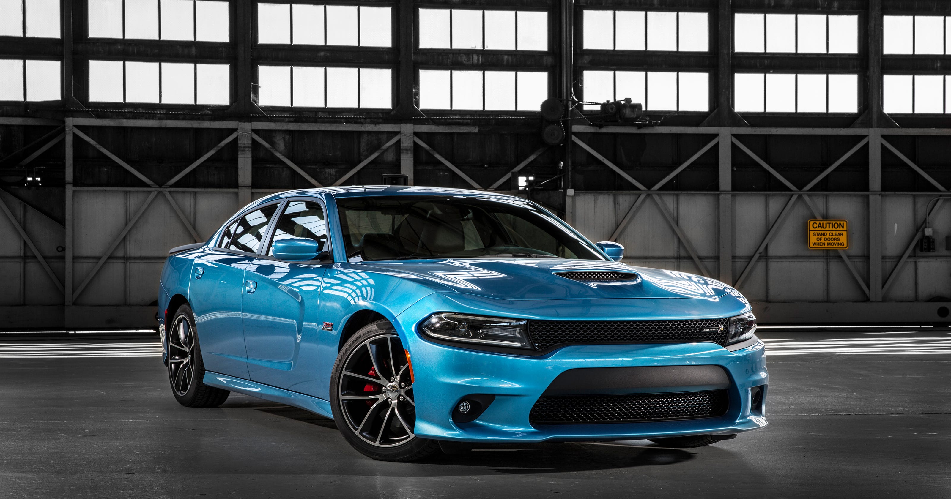 Average new car price zips 2.6% to $33,560