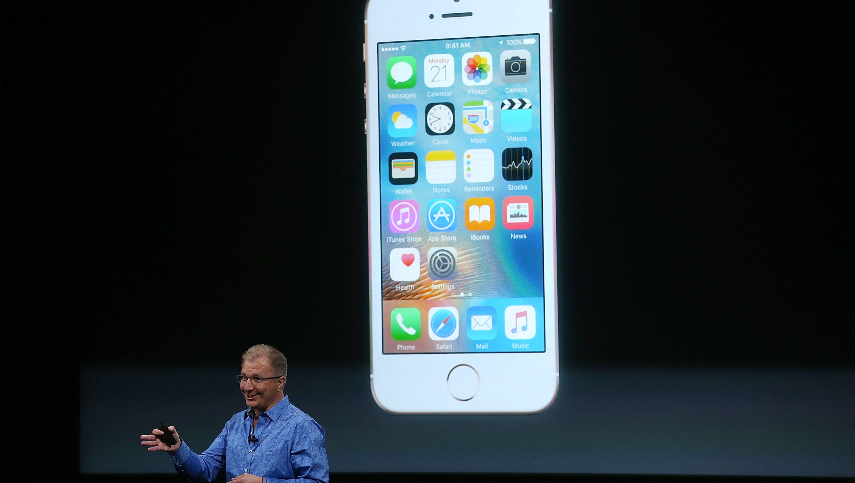 Recap: Apple introduces the iPhone SE at $399