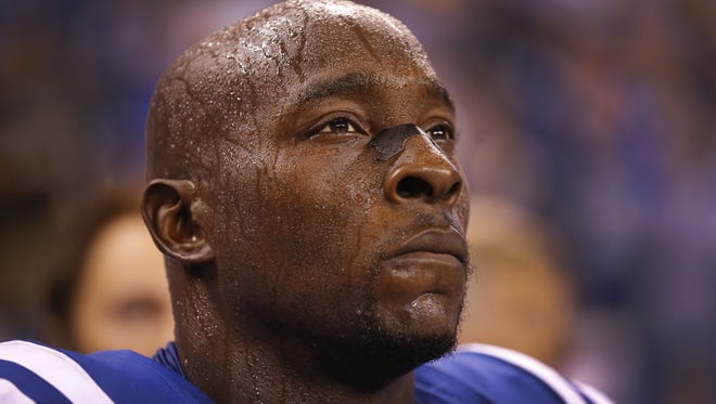 Indianapolis Colts outside linebacker Robert Mathis (98) looks into the stands as the starting lineup of a NFL Monday Night Football game, Monday, September 21, 2015.