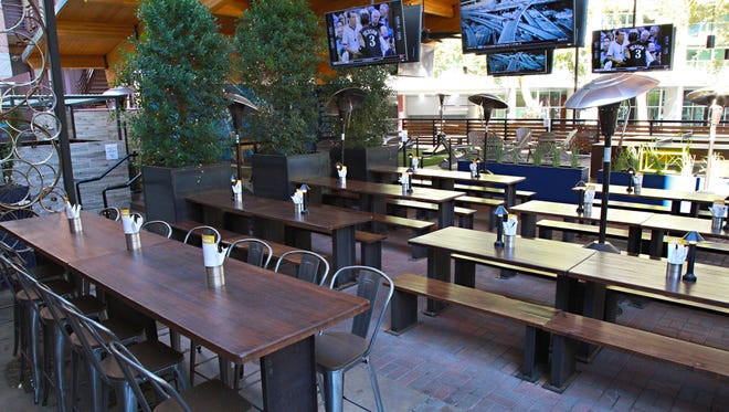 Phoenix Restaurants Struggle In The Summer Here S How You Can Help Phoenix Restaurants Struggle In The Summer Here S How You Can Help