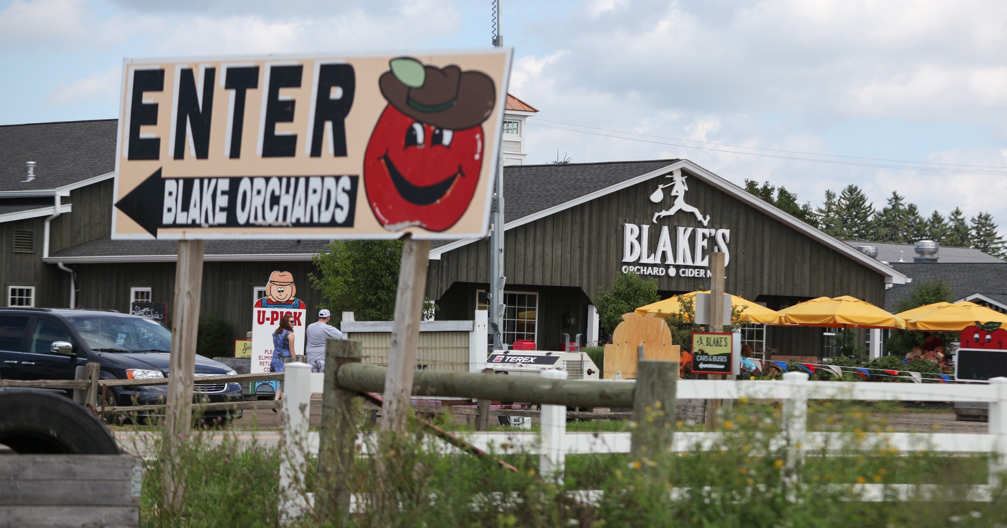 Discover The Ultimate Apple-Picking Adventure In Edmonton: A Guide To Local Orchards