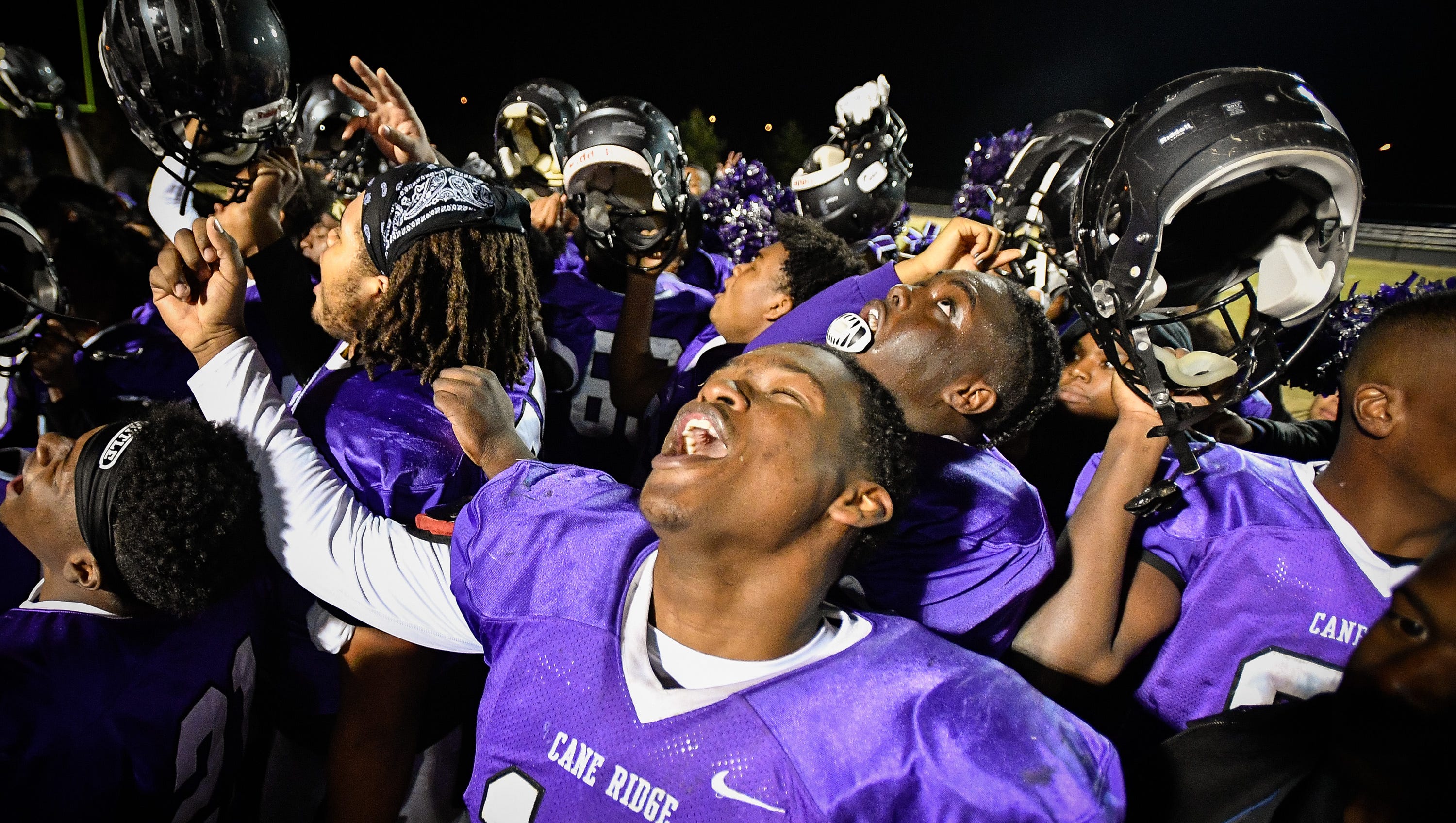 Cane Ridge football tops Ravenwood to clinch first semifinal berth