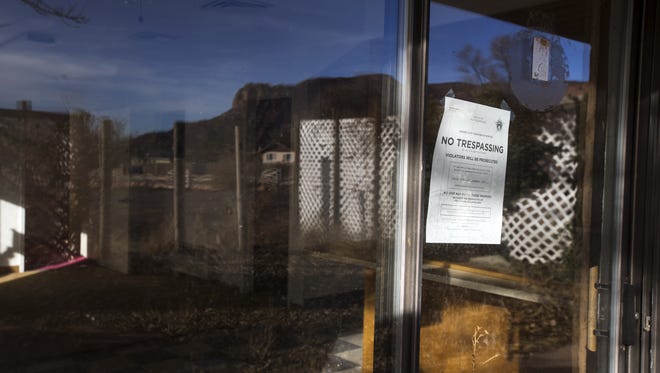 Outsiders Flds Battle For Control Of Towns Warren Jeffs Left Behind