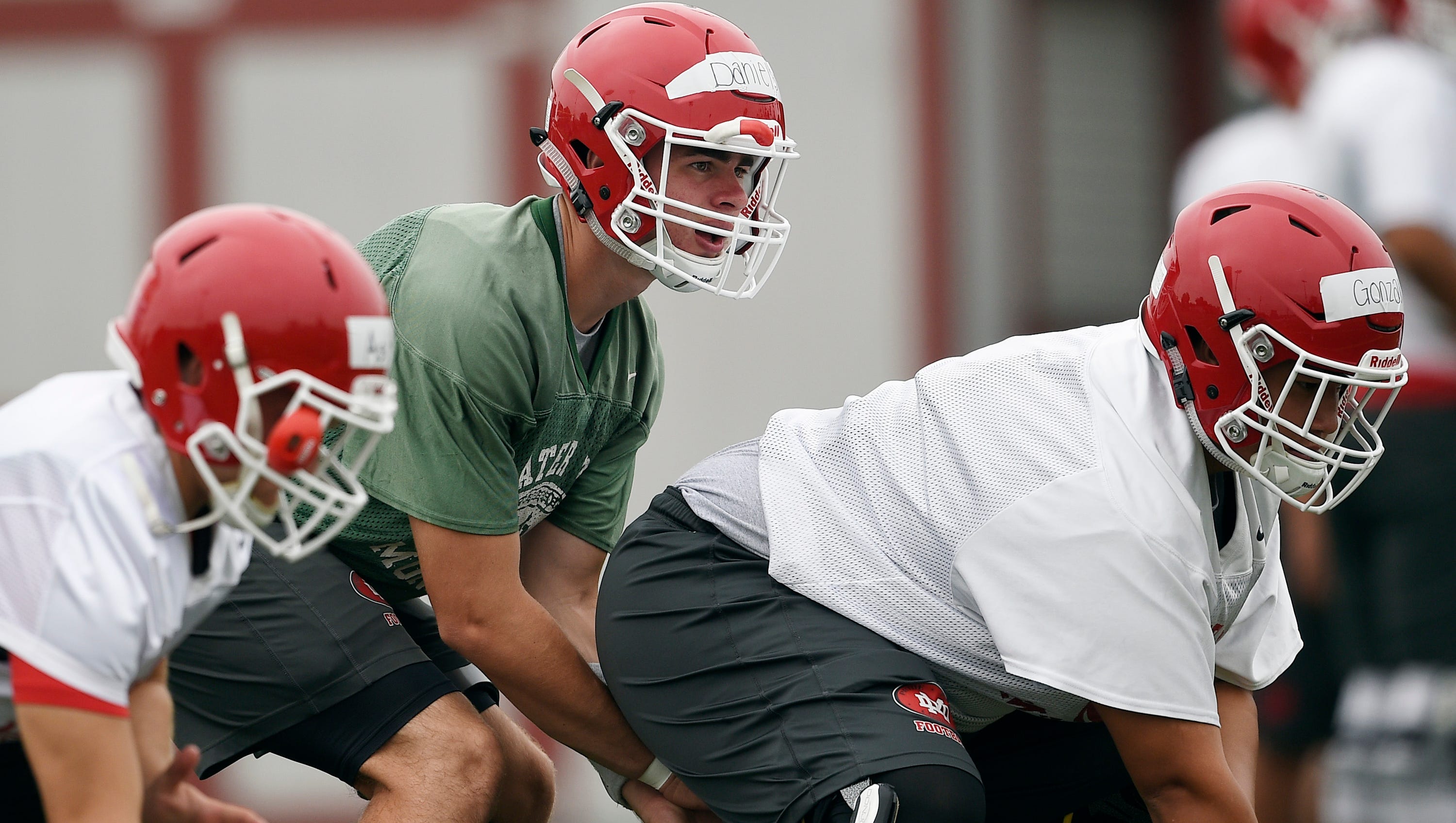 J T Daniels The Talk Of Usc Quarterback Race Is Still In High School