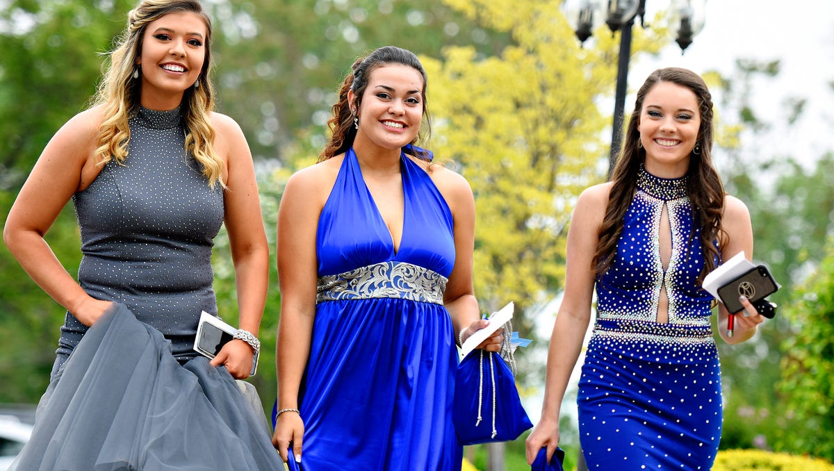 Photos dallastown area high school prom at wyndham garden york