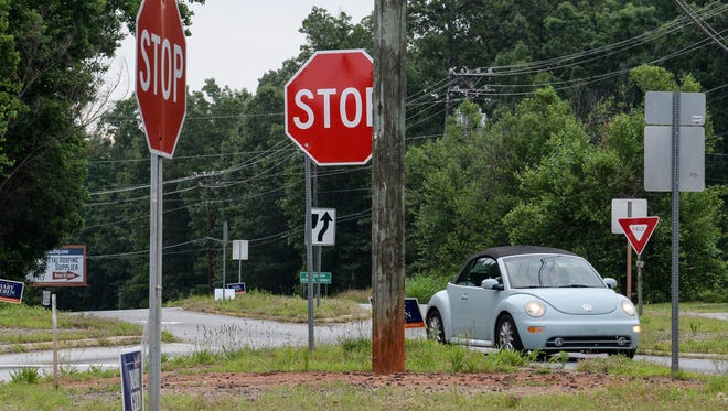 The South Carolina Department of Transportation have plans to turn the Y-split intersection of U.S.29 North and U.S.29 Business in Anderson into either a roundabout or a T-intersection in the near future. 