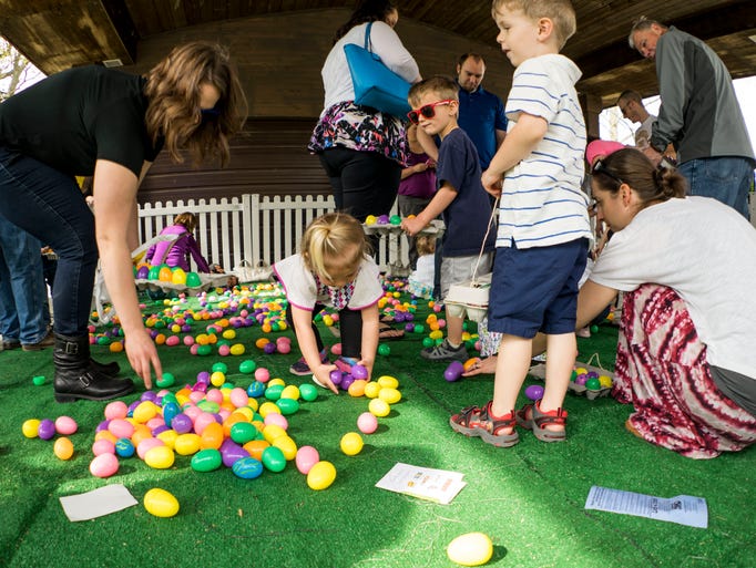 Children of all ages gathering their eggs at the 2017