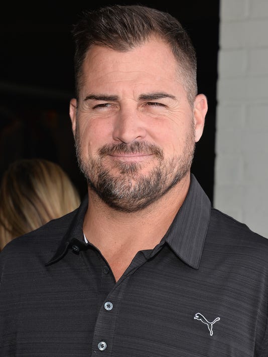 Eads signs off on 'CSI'
